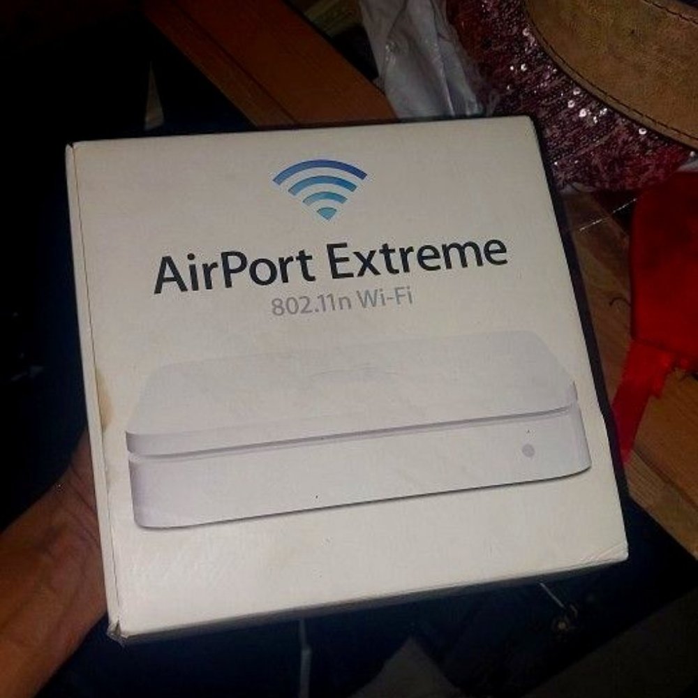 Apple Airport Extreme 802.11n Wifi Wireless Router